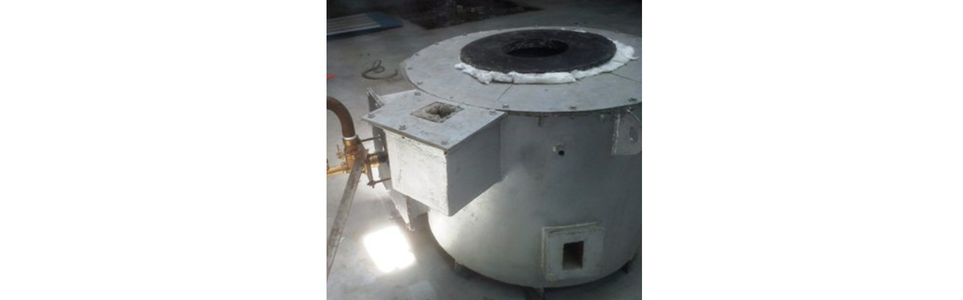 Zinc Melting Furnace Image 1